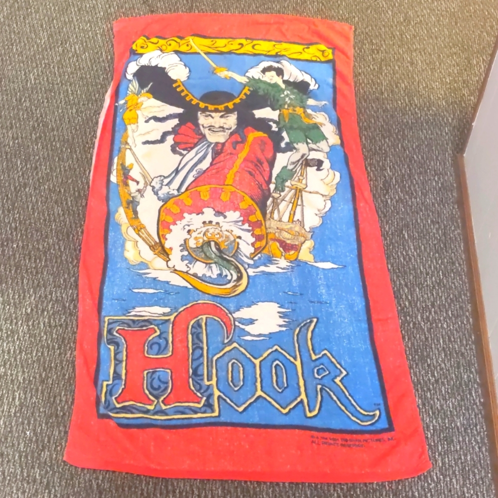 Vintage Disney Hook Beach Towel Robin Williams